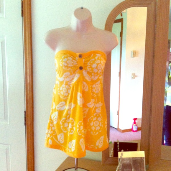 Strapless yellow top