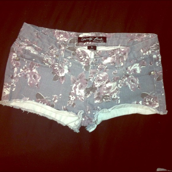 Grey Short-Shorts~Great for the hot weather!