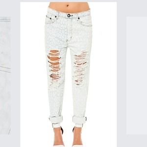 One teaspoon surrender baggies