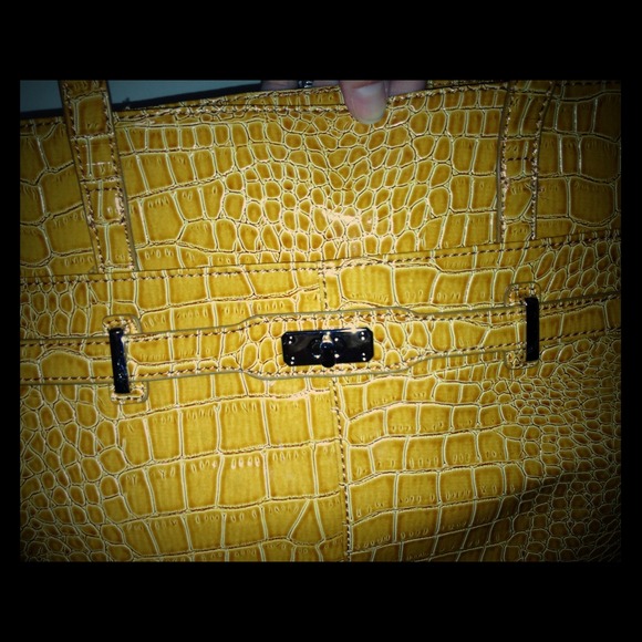 . Gold/yellow Tote handbag