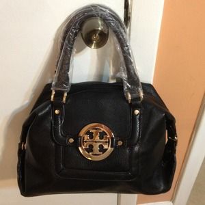 Tory Burch Bag Black with GOLD logo.