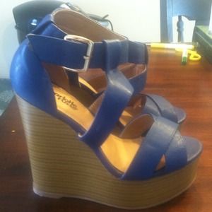 🌟🌟🌟🌟REDUCED🌟🌟🌟🌟Charlotte Russe wedges