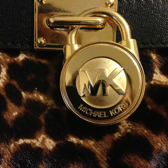 Additional pictures to Michael Kors!