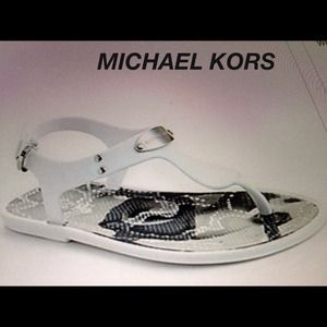 MICHAEL Michael Kors Shoes - ❤❤❤Flash sale-M.Kors T-Strap Jelly Sandals. White MICHAEL Michael Kors Shoes - ❤❤❤Flash sale-M.Kors T-Strap Jelly Sandals. White