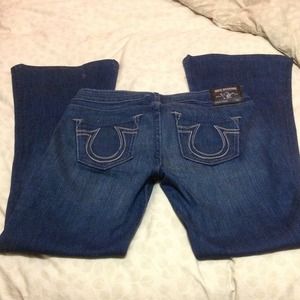 Authentic true religion size 31 jeans.