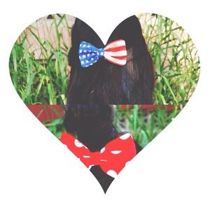 BUNDLE @chelseabrewer