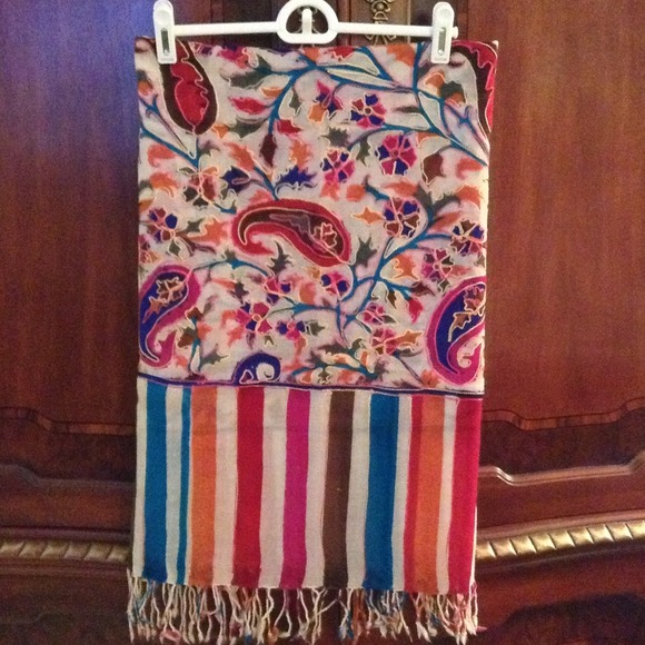 tolani scarfs