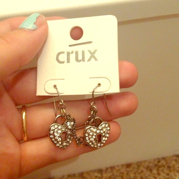 Heart and key earrings!