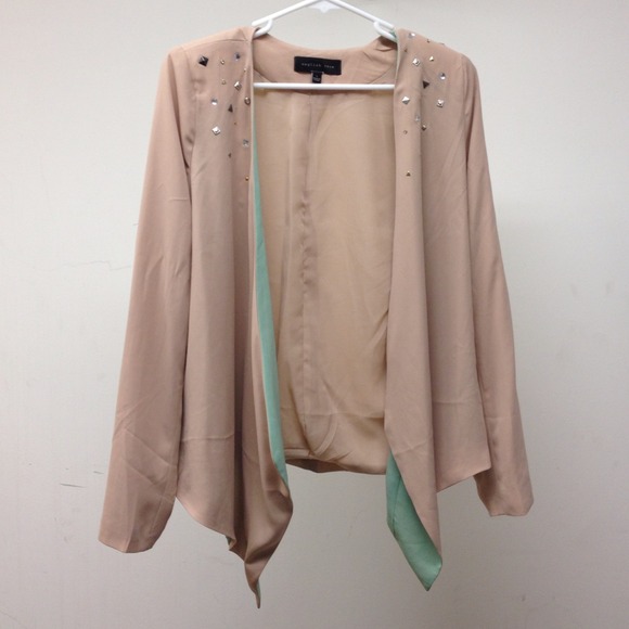 *Price Reduced* Beautiful Chiffon Open Blazer - Picture 2 of 2