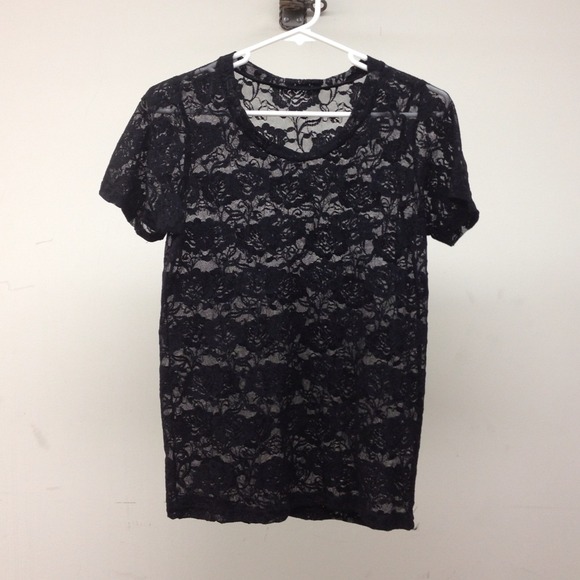 *Reduced* Flower Patterned Lace Shirt