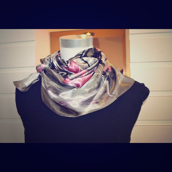 Grey tone silky feeling scarf - Picture 1 of 2