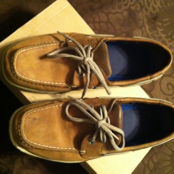 Sperry Top-Siders (men's shoes)