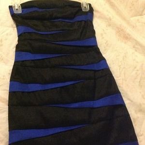 Brand new,never worn dress by le chateau