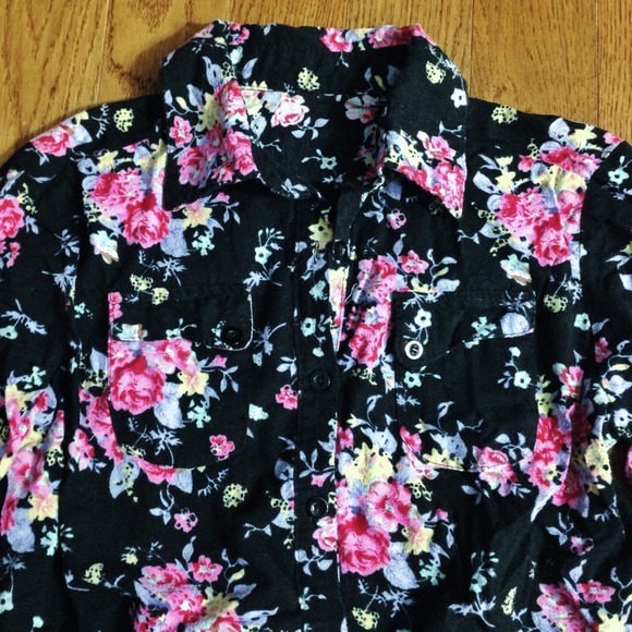 Nice & Trendy floral blouse - Picture 4 of 4