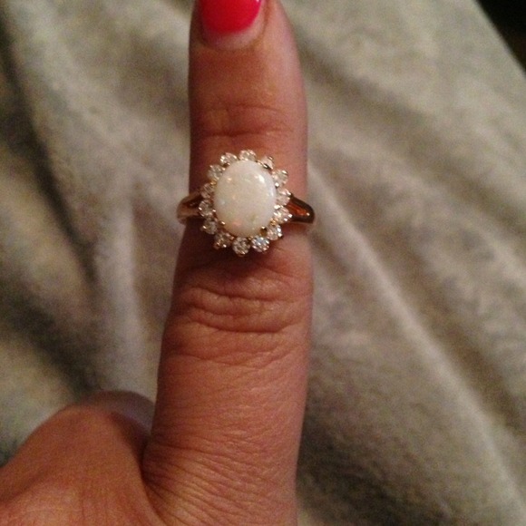 Gorgeous Opal & Cz ring