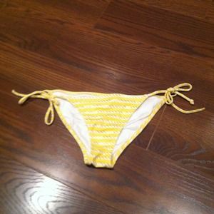 Victoria Secret bathing suit bottoms size Small