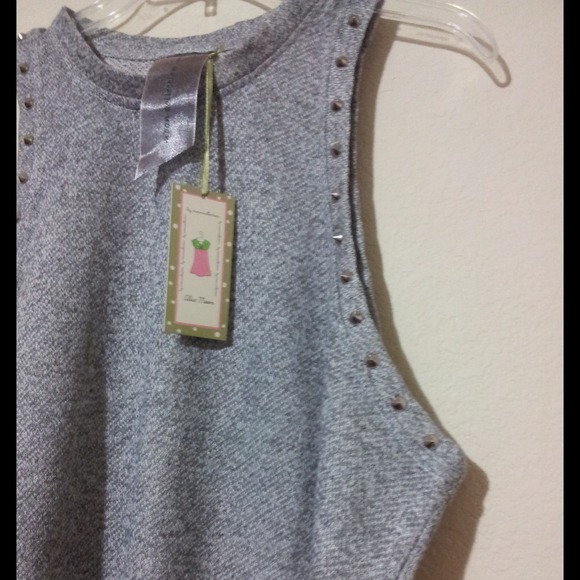 🔻$16🔻 Spiked crop top - XL - Picture 2 of 2