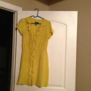 Adorable yellow dress