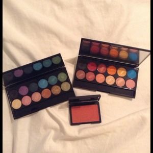 ⭐RESERVED⭐ SLEEK PALETTES!