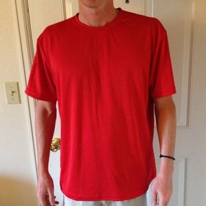 Wicking technical t-shirts