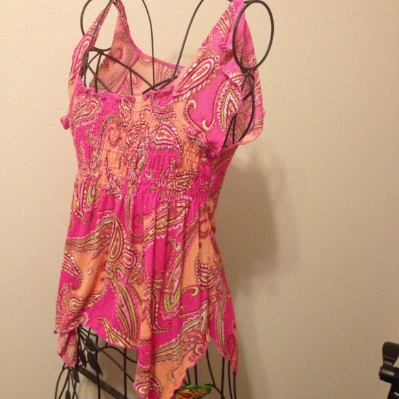 "Vol 1", Pink paisley print summer top. Size S/M - Picture 2 of 4