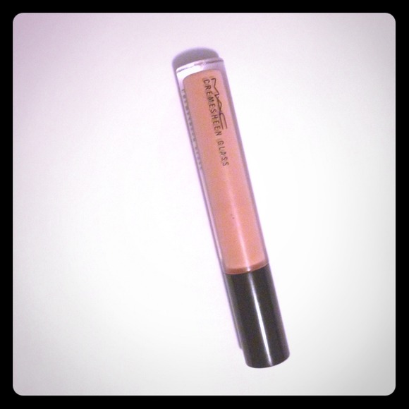 💄MAC Crèmesheen Glass- Fashion Whim💄