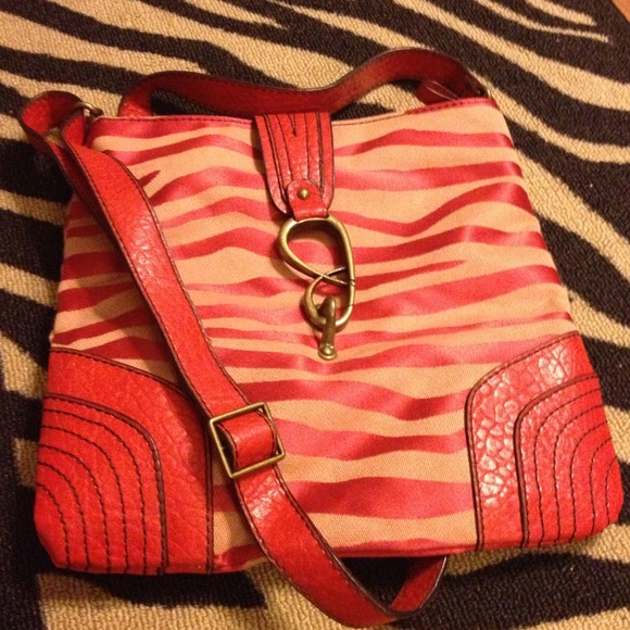 🔥REDUCED🔥❤❤Jessica Simpson cross-body bag❤❤