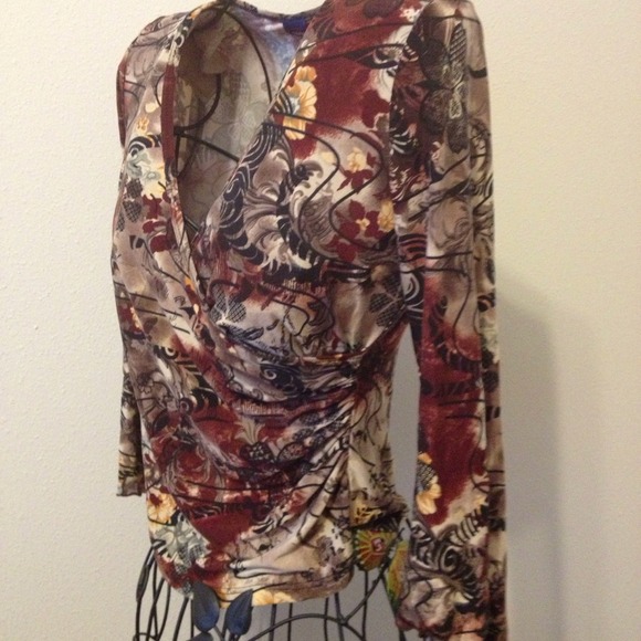 **Bundled**"Wild Cat" Brown Multi Color Top S - Picture 3 of 4