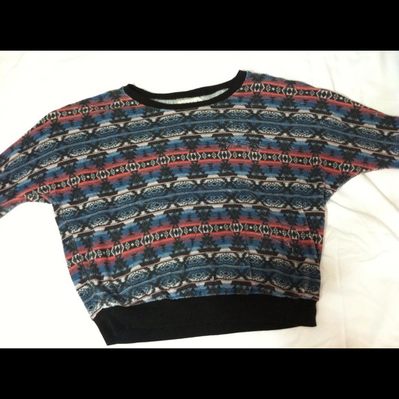 PAC sun billabong tribal top