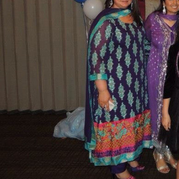 Pakistani dress - Picture 3 of 3
