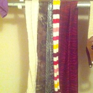 Scarves on Scarves ✌