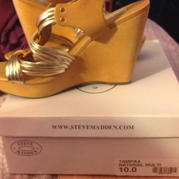 Steve Madden wedges - Picture 3 of 3
