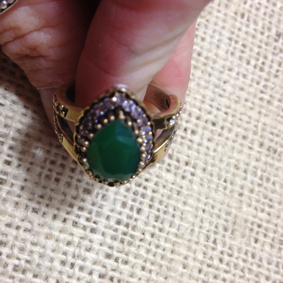 💥Bundled💥 Pear Shaped Emerald Gold and Silver - Picture 3 of 4