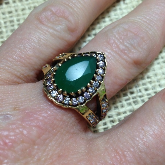 💥Bundled💥 Pear Shaped Emerald Gold and Silver - Picture 4 of 4