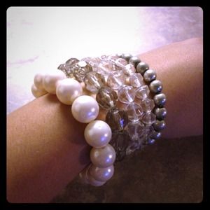 Bead bracelet