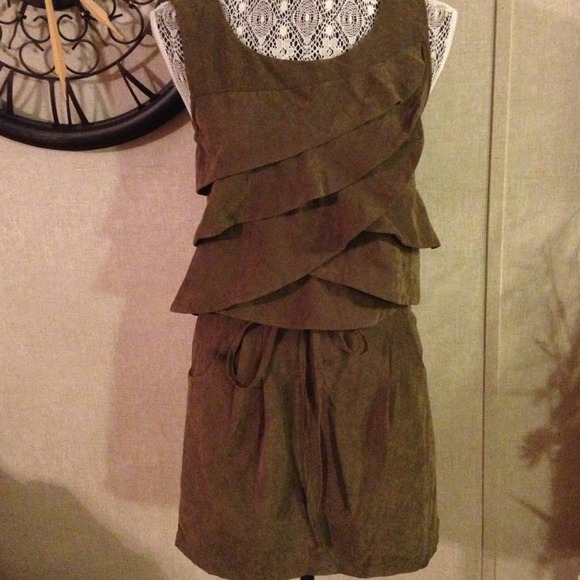 ❌SOLD❌Anthropologie Dress - Picture 4 of 4