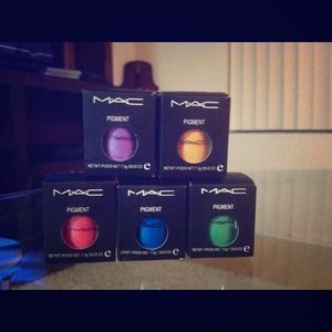 Lot of 5 MAC eyeshadow pigments