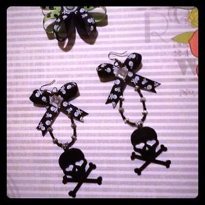 Sold in bundle!!!!!!