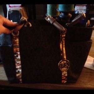 Michael Kors east to west tote