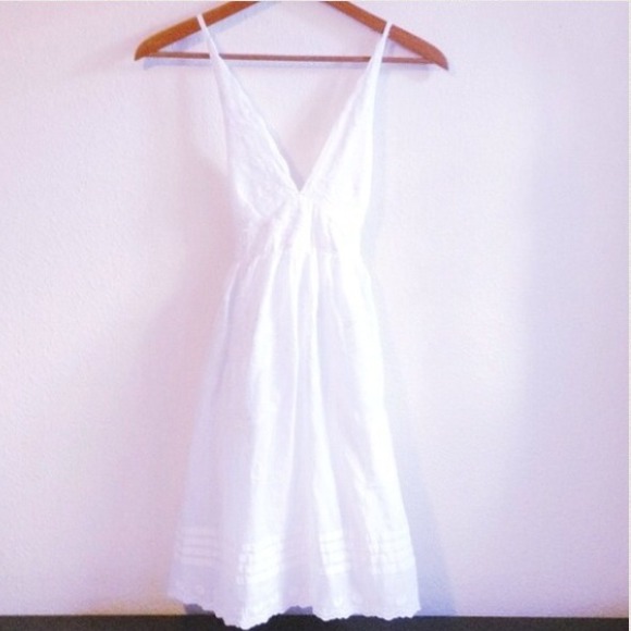 ✖️TRADED✖️[REDUCED!!!] Embroidered Sundress