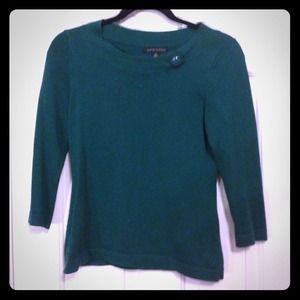Green boat neck sweater
