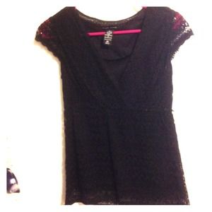 Lace black top