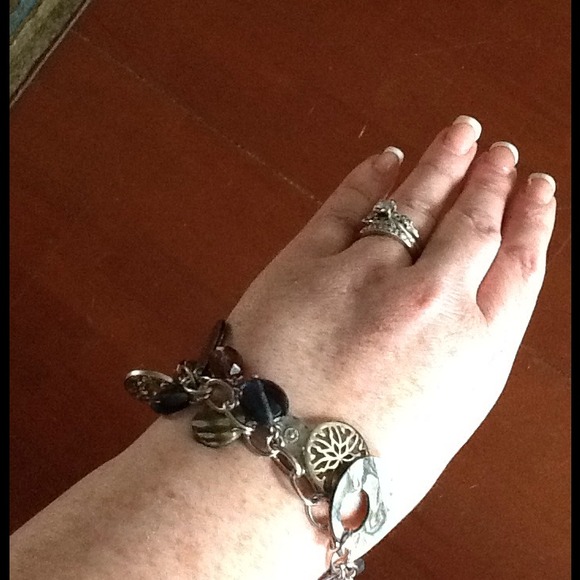 Jewelry - Lia Sophia Windsong Necklace/Bracelet Jewelry - Lia Sophia Windsong Necklace/Bracelet