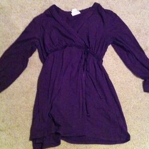 Maternity bundle plus gray shirt