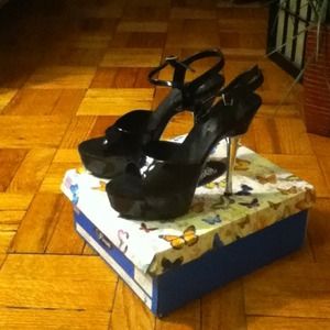 Pleasure platform strappy heels