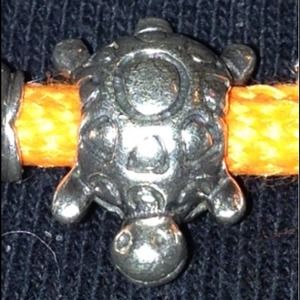 One Turtle Bead