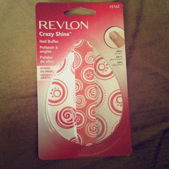 Revlon Crazy shine nail buffer 400% shinier 💖