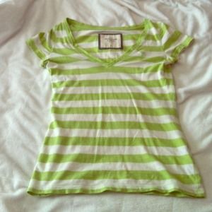 ❌SOLD!! Abercrombie tee❌