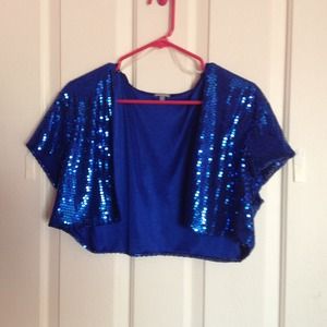 BUNDLE with sweats and three tshirts +blue jacket