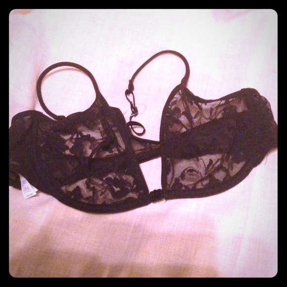 Black Lace DKNY Bra 34C